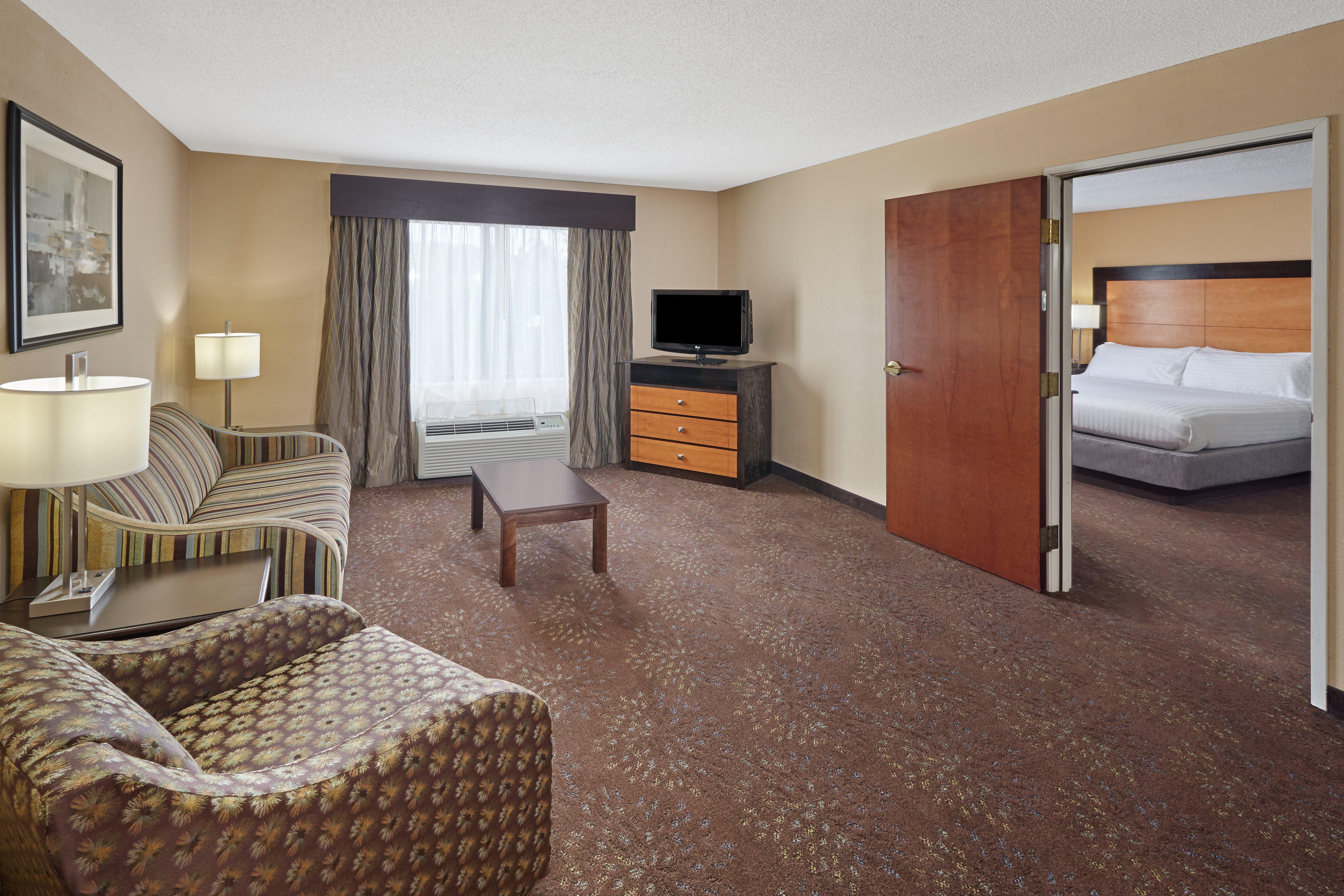 Holiday Inn Express Hotel & Suites Buford-Mall Of Georgia, An Ihg Hotel Exterior photo