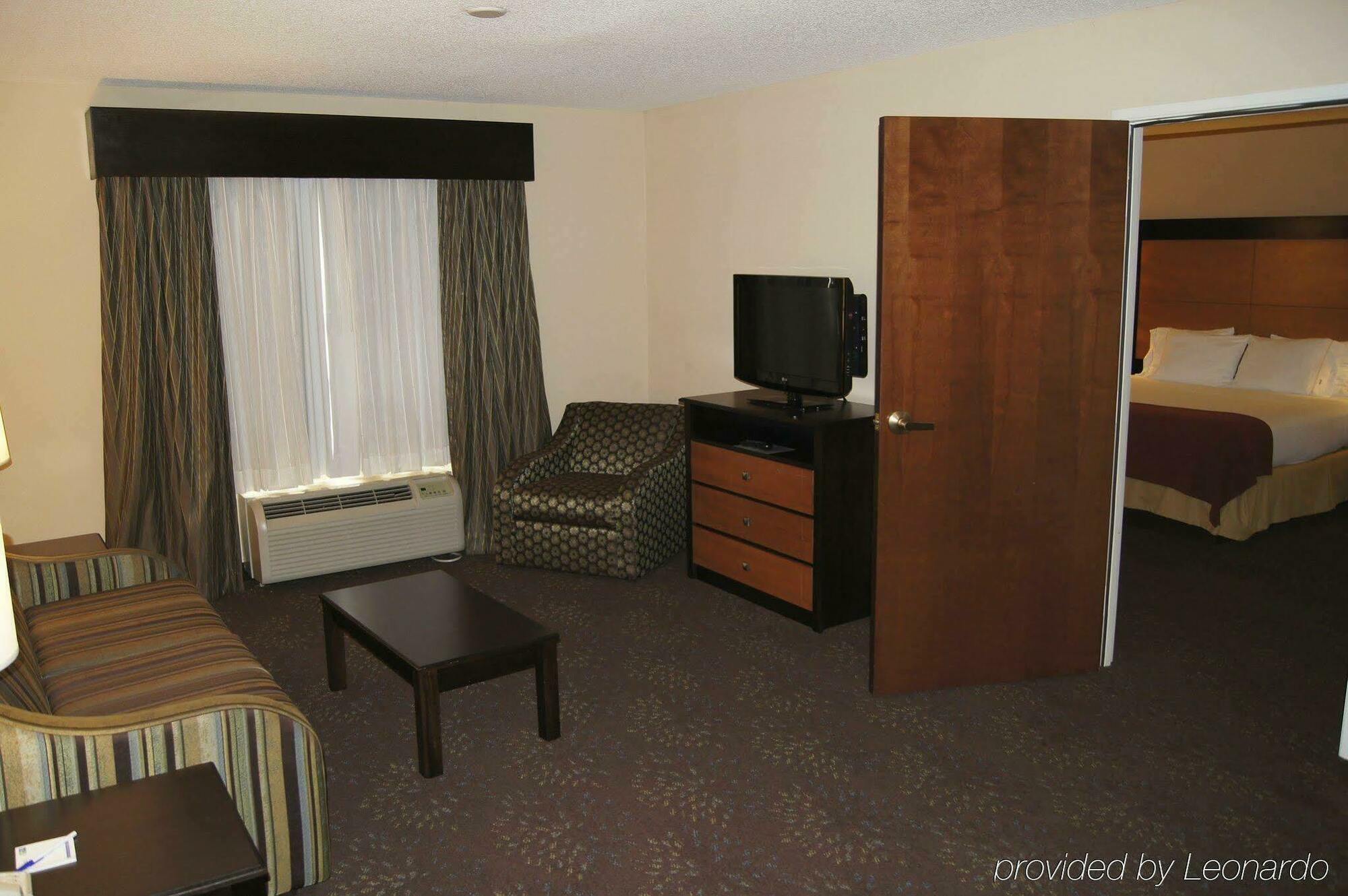 Holiday Inn Express Hotel & Suites Buford-Mall Of Georgia, An Ihg Hotel Exterior photo