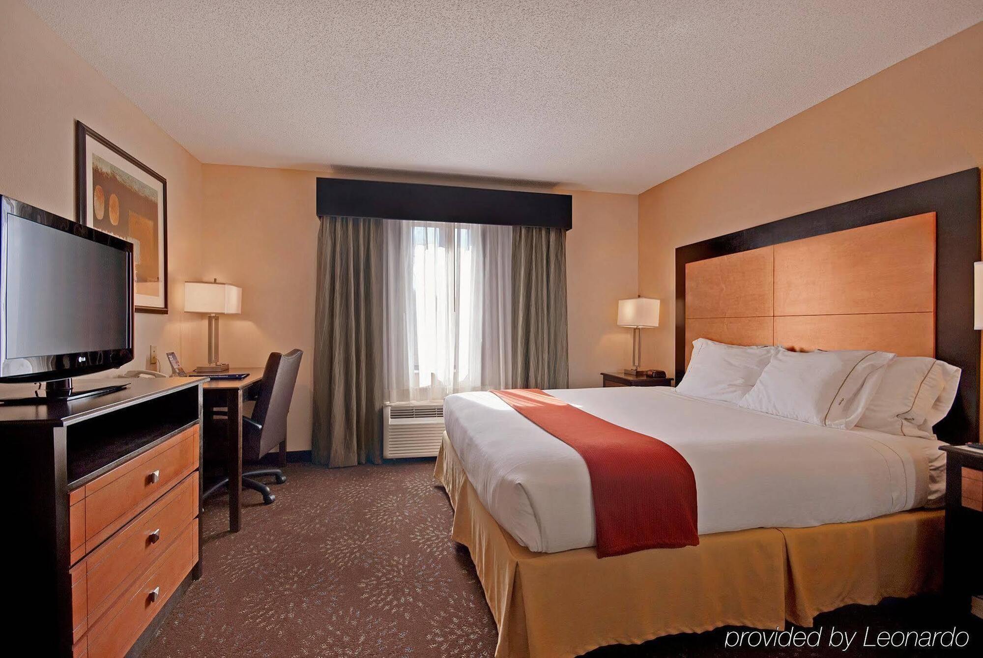 Holiday Inn Express Hotel & Suites Buford-Mall Of Georgia, An Ihg Hotel Exterior photo